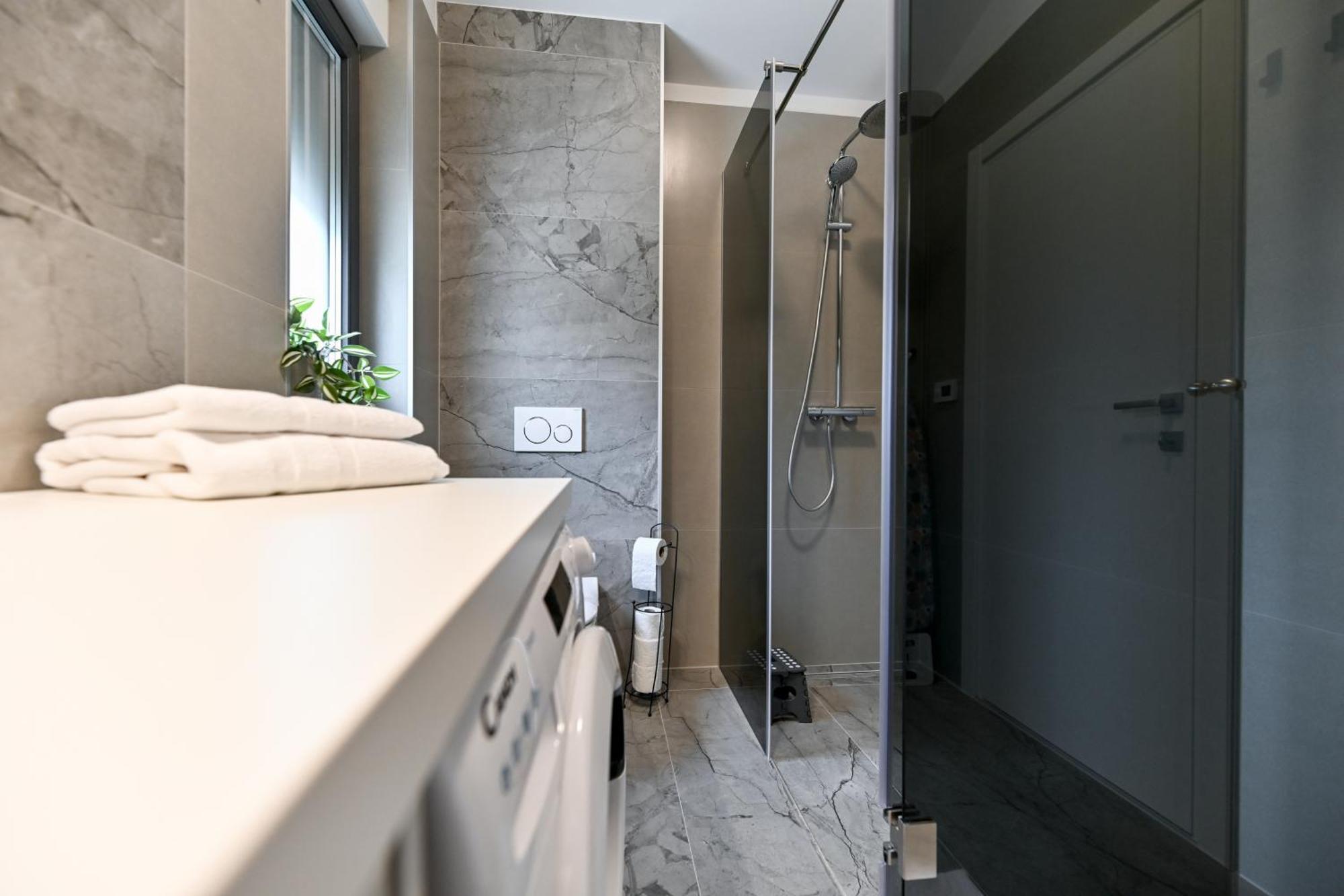 Big Sky Apartmani 扎达尔 外观 照片