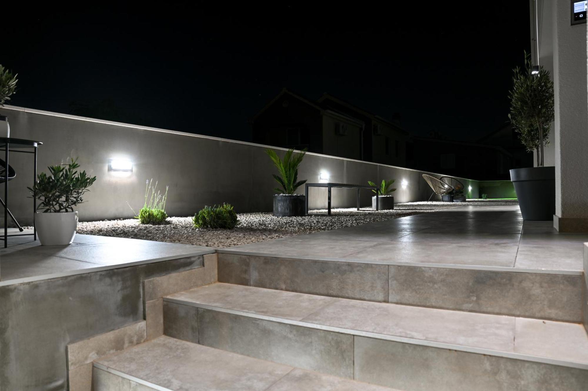 Big Sky Apartmani 扎达尔 外观 照片