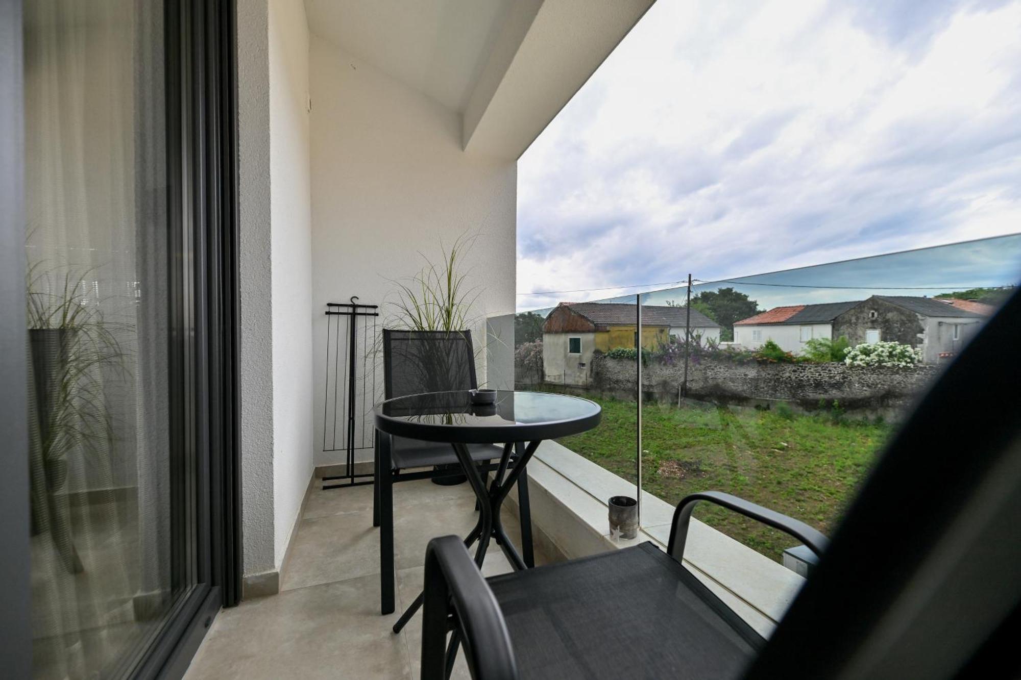Big Sky Apartmani 扎达尔 外观 照片